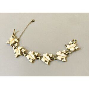 Vintage CORO Signed Enamel Leaf Design Bracelet Ivory White Maple Leaves